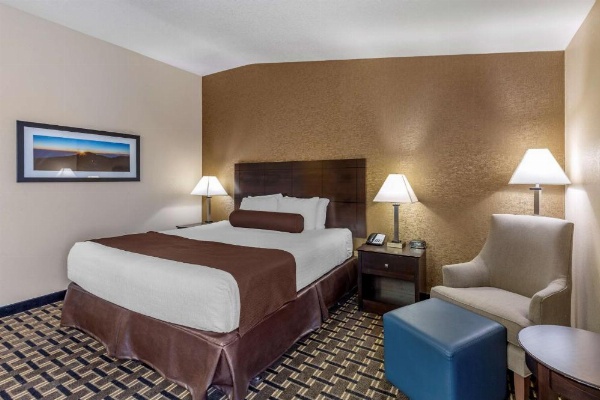 Best Western Plus Las Vegas West image 27