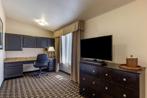 Best Western Plus Las Vegas West image 29